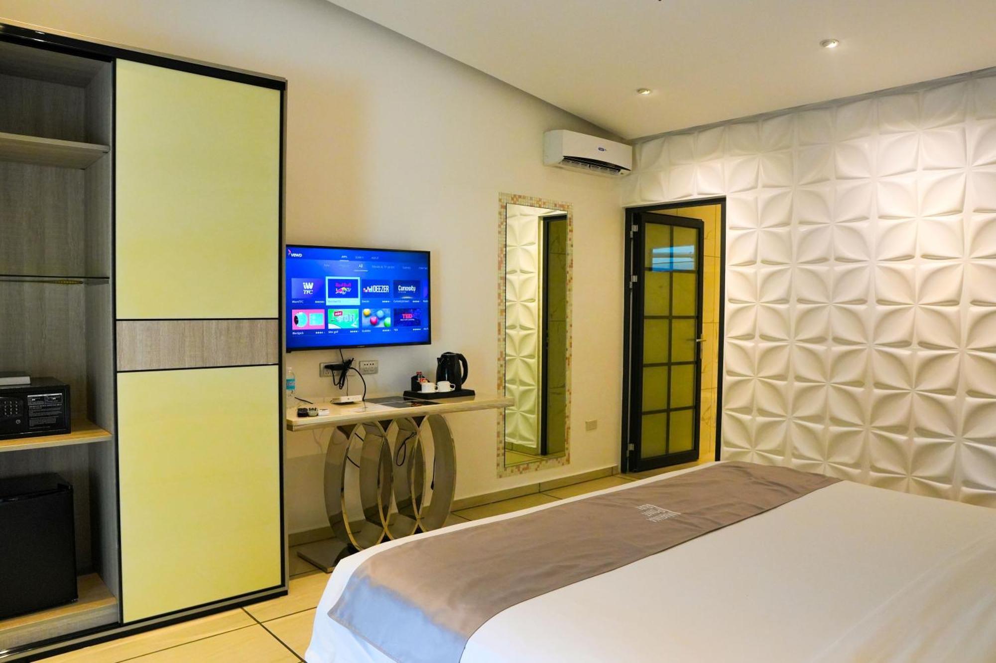 Hotel Marina Point Bay