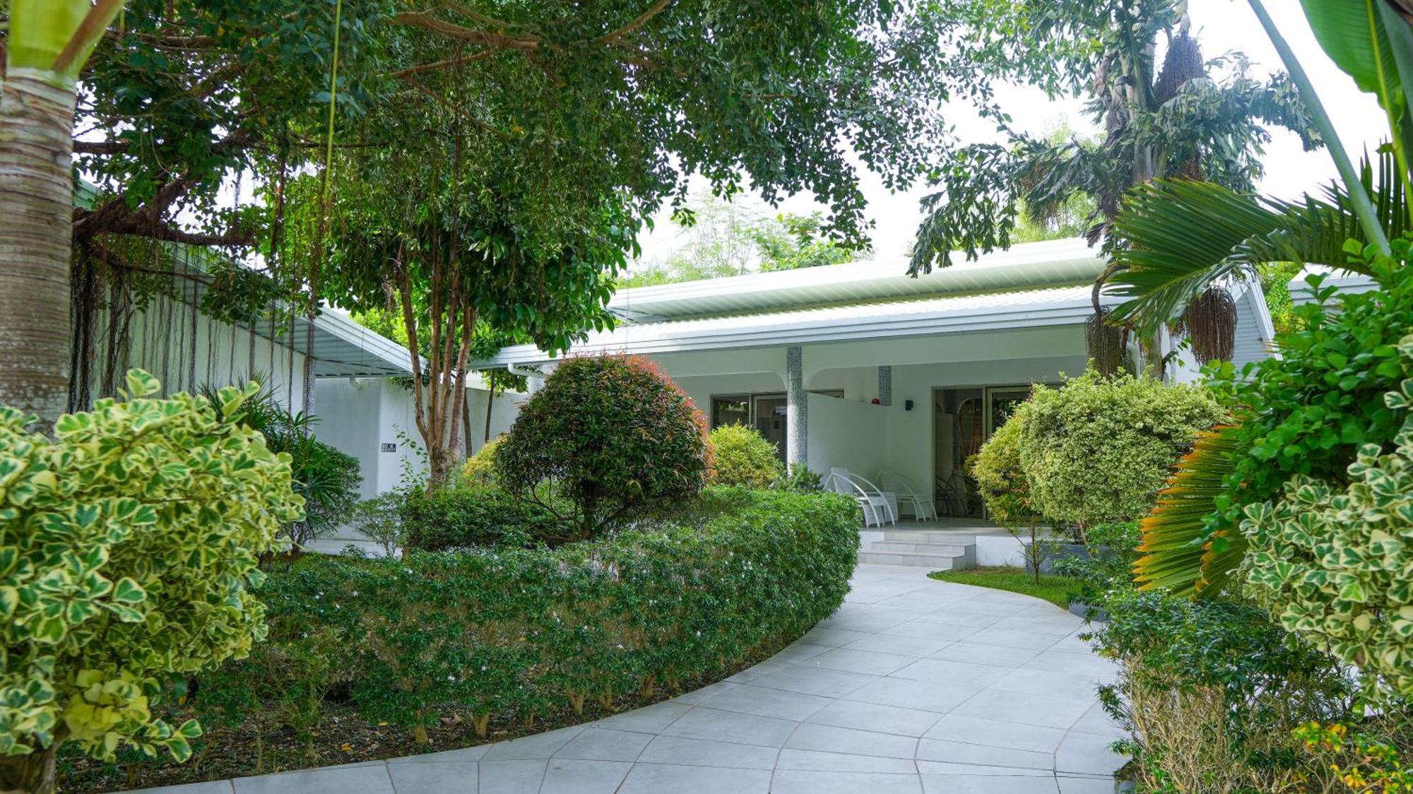 Hotel Marina Point Bay 4*