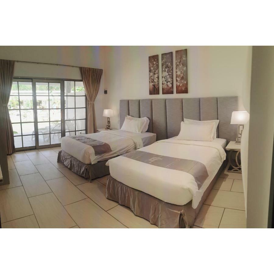 Marina Point Bay 4*